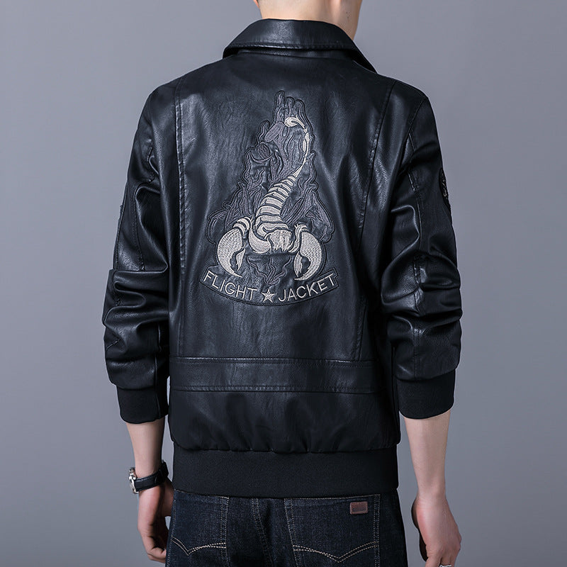Herren militärisch inspirierte Kunstlederjacke mit praktischen Taschen Echoarchiv