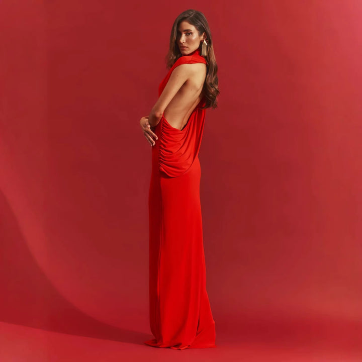 Damen figurbetontes Abendkleid mit elegantem Halsteinsatz Echo Archiv