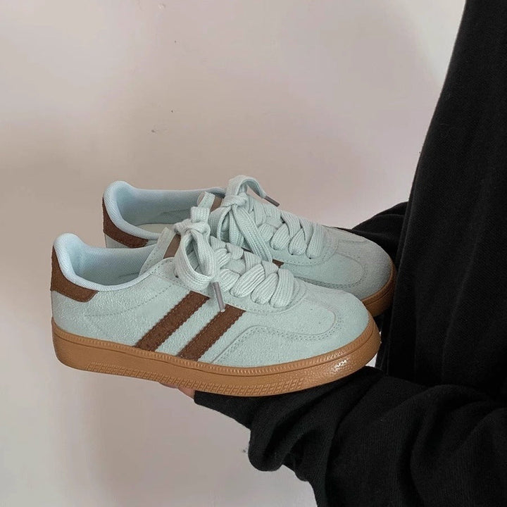 Damen Sneakers mit weichem Obermaterial und trendigen Farbakzenten Echo Archiv