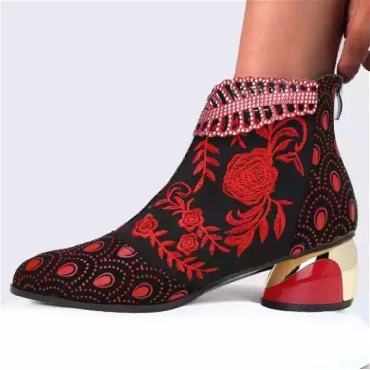 Damen nan bestickte Ankle-Boots mit Samteinsatz Perlenbesatz und skulptiertem Blockabsatz Echo Archiv