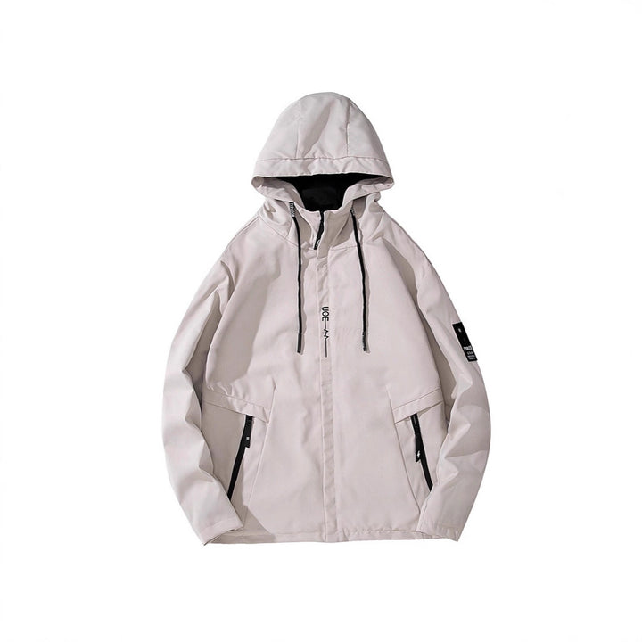 Herren Leichte Kapuzen-Softshelljacke im urbanen Utility-Stil mit verstellbarer Kapuze und verdecktem Reißverschluss Echoarchiv