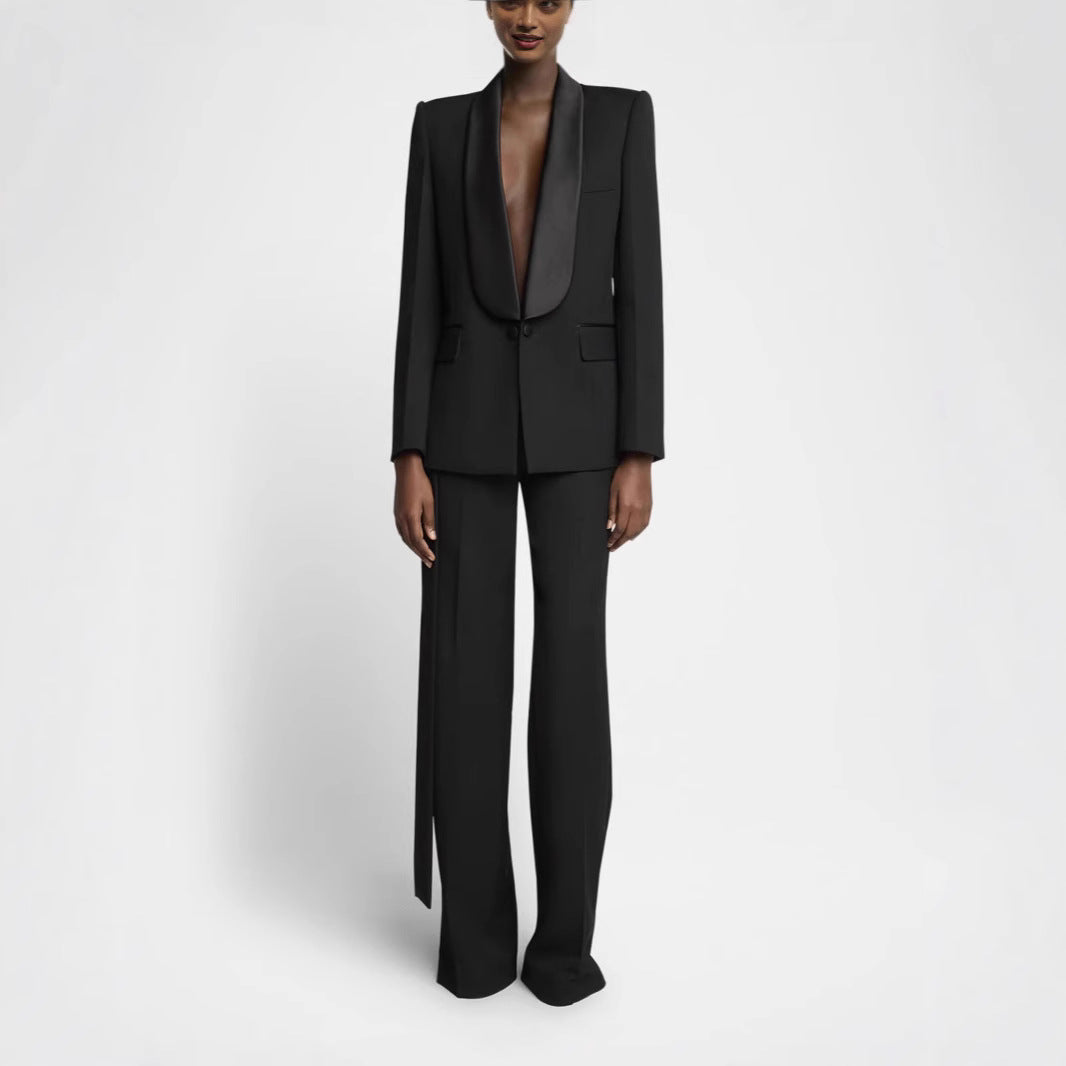 Damen Elegantes Smokingset mit Satin-Schalkragen und weitem Palazzohosen-Schnitt Echoarchiv