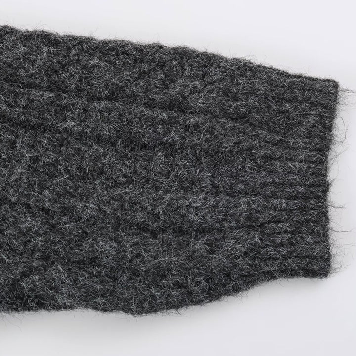 Damen Grobgestrickter Oversize-Pullover mit hohem Rollkragen und Zopfmuster Echoarchiv