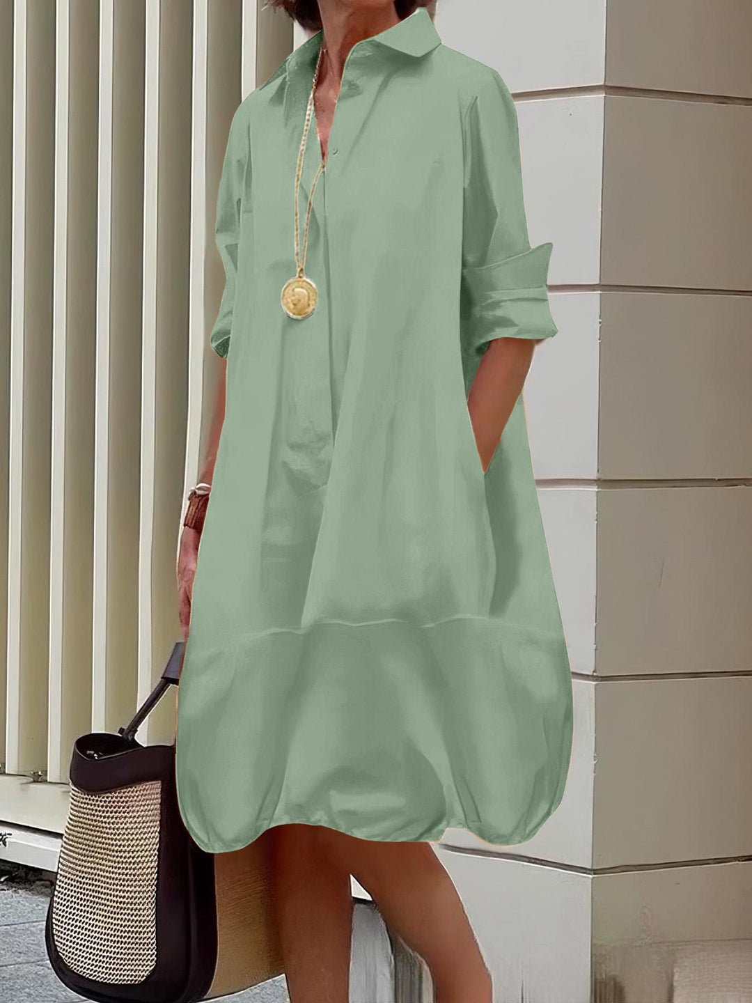 Damen Lässiges Hemdblusenkleid mit weit geschnittenem Saum Echoarchiv
