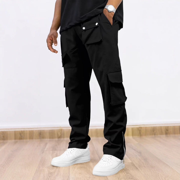 Herren moderne Cargo-Hose mit praktischen Taschen und Reißverschlussdetails Echoarchiv