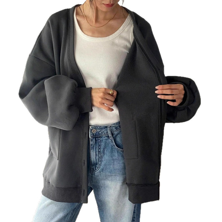 Damen Oversized Sweatcardigan mit Knopfleiste, aufgesetzten Taschen und überschnittener Schulter – Avérine