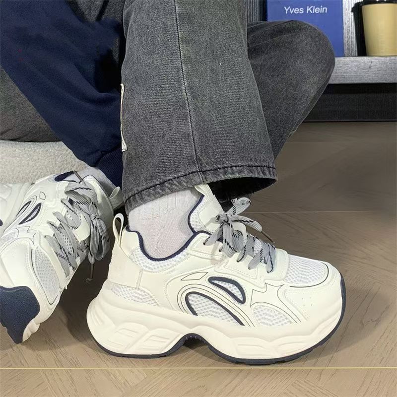 Damen Platform-Sneaker mit atmungsaktivem Mesh und skulptierter Komfortsohle – Névara