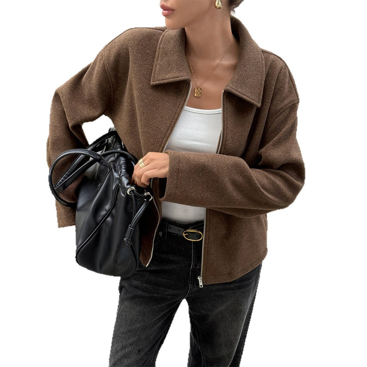 Damen kaschmirähnliche Wolljacke mit durchgehendem Reißverschluss, oversized Schnitt und Hemdkragen – Célinea