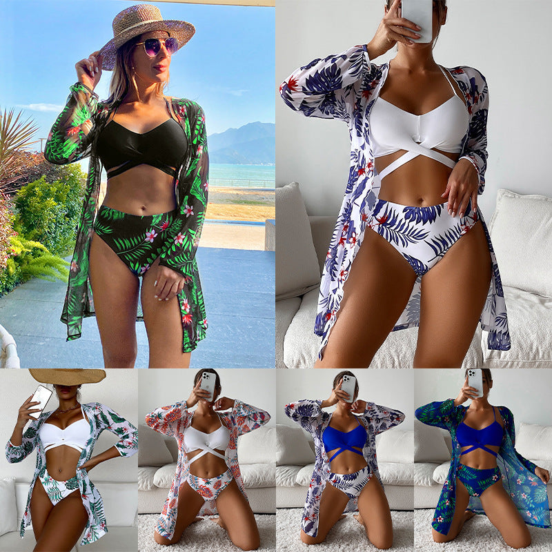 Damen Bikiniset mit modernem Wickeldesign Echo Archiv