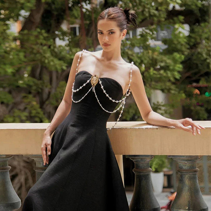 Damen Elegantes Vintage-Kleid mit Perlenverzierung Echo Archiv