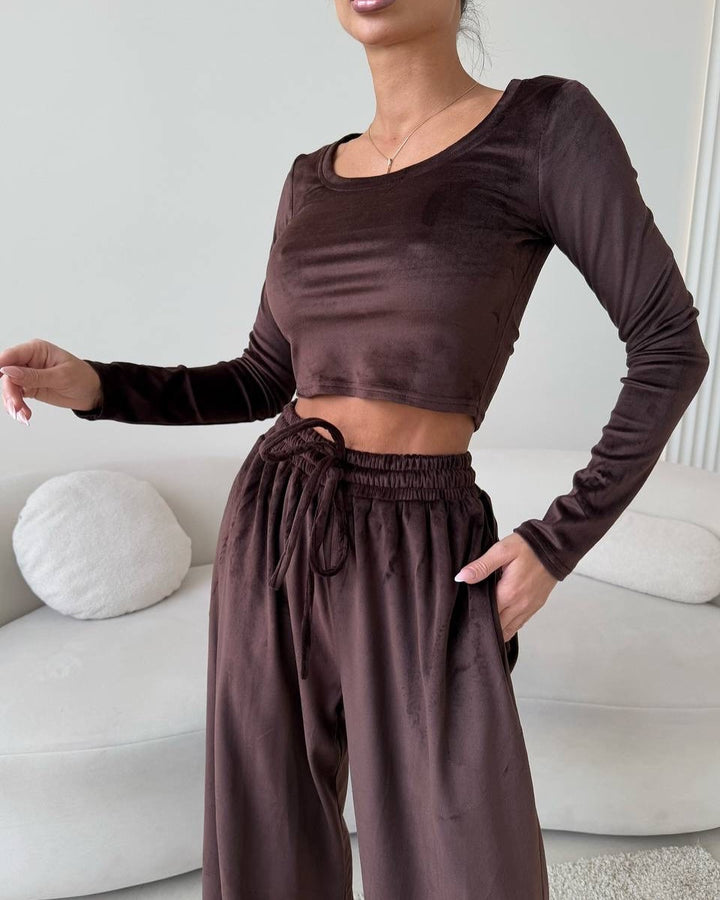 Damen Samt-Loungewear-Set mit Cropped-Langarmshirt und hoher Taillen-Palazzohose – Élanora