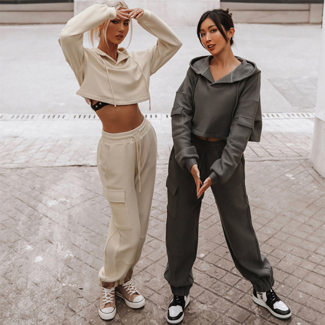 Damen nan Cropped Kapuzenpullover mit Highwaist Cargo-Joggingshose Set Echo Archiv