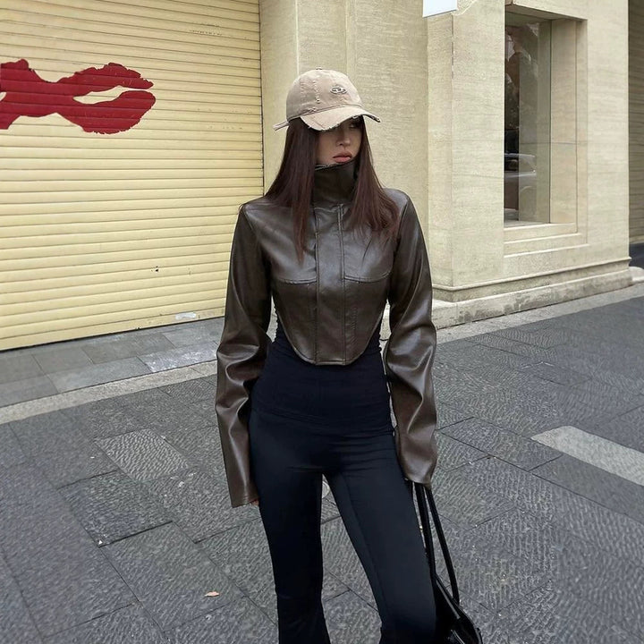 Damen Cropped Kunstleder‑Corsagenjacke mit hohem Stehkragen und verlängerten Ärmeln Echoarchiv