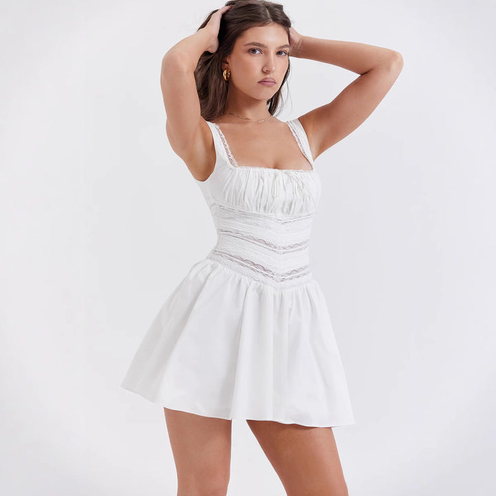 Damen lässiges Minikleid mit Rüschendetails und verstellbaren Trägern Echo Archiv