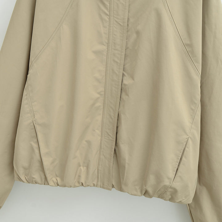 Damen Leichte Regen- und Windjacke mit Stehkragen, verdecktem Reißverschluss und elastischem Saum Echoarchiv