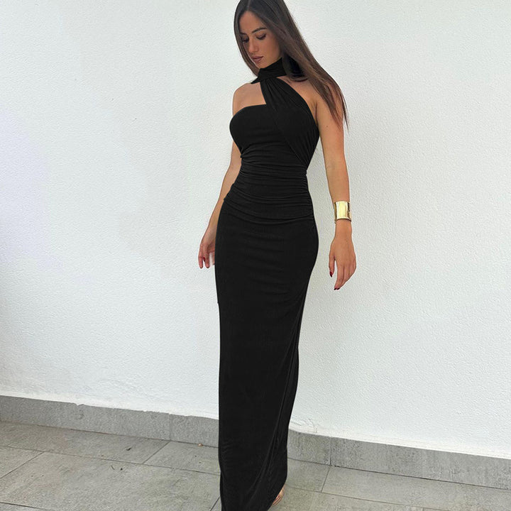 Damen Elegantes Abendkleid mit schulterfreiem Halterdesign und figurschmeichelnder Drapierung Echo Archiv