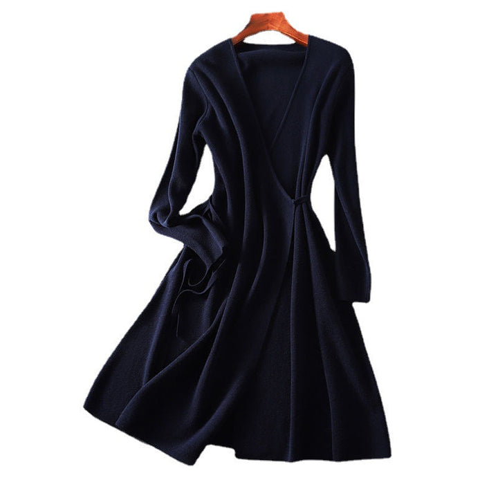 Elegantes Damen Wickelkleid mit Langen Ärmeln und Taillenkordelung | Echoarchiv