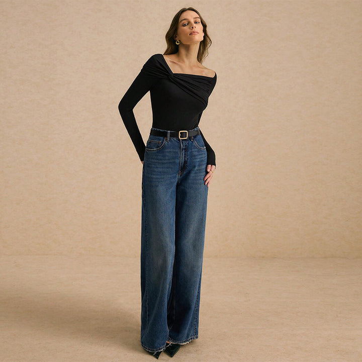 Damen schulterfreies figurbetontes Langarm-Top mit gedrehtem Frontdetail und seitlichen Raffungsnähten – Avérine