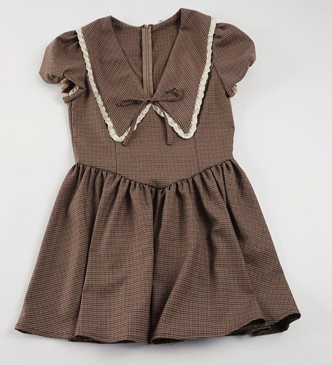 Damen Vintage-Folklore Kleid mit voluminösen Ärmeln und dekorativem Kragen Echo Archiv