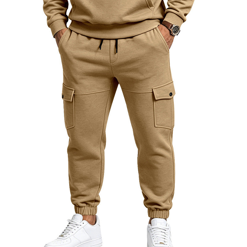 Herren Cargo-Jogginghose mit aufgesetzten Klappentaschen und elastischem Bündchen Echoarchiv