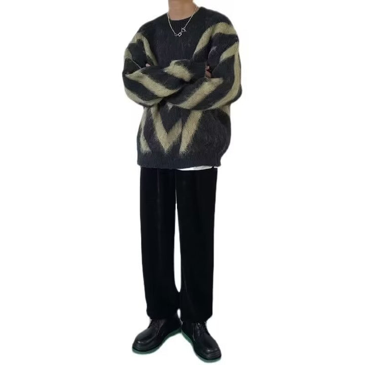 Herren Modischer Grobstrickpullover mit Chevron-Muster Echoarchiv
