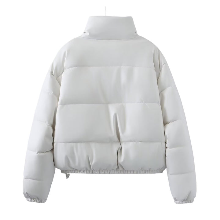 Damen Kurz geschnittene Steppjacke mit hohem Stehkragen, Druckknopfverschluss und elastischem Saum Echo Archiv