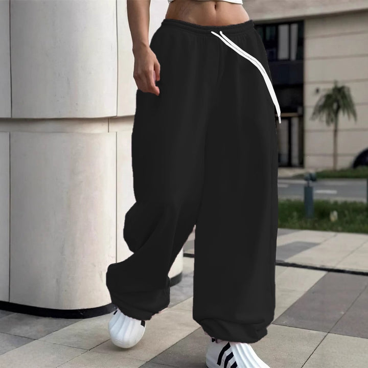 Damen weite Baggy-Jogginghose mit hohem Komfortbund, Kordelzug und elastischen Knöchelbündchen – Avélisse