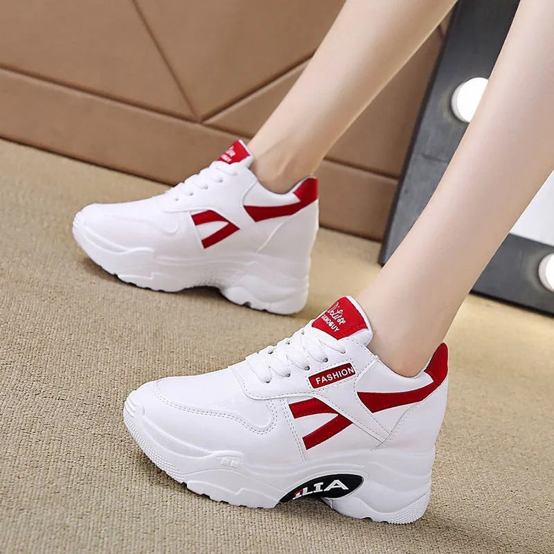 Damen Sportliche Trainer mit dämpfender Sohle und modischem Design Echo Archiv