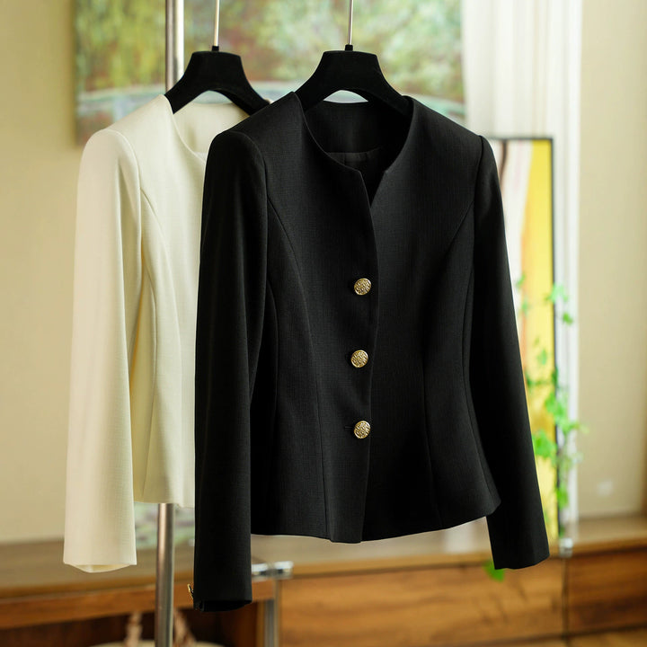 Damen Elegant geschnittener Blazer mit Schmuckknöpfen Echoarchiv