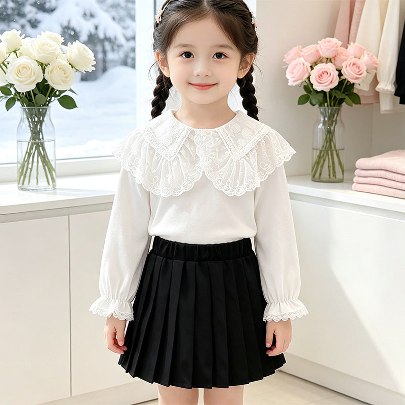 Mädchen Bluse mit elegantem Spitzenkragen und Rüschendetails Echo Archiv