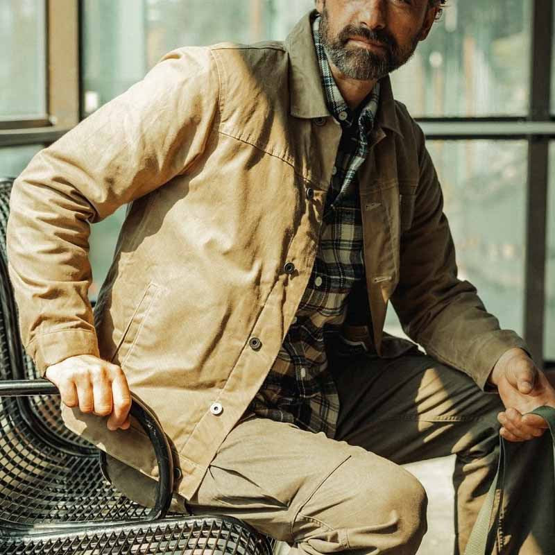 Herren wasserabweisende Casual-Jacke mit praktischen Brusttaschen Echoarchiv