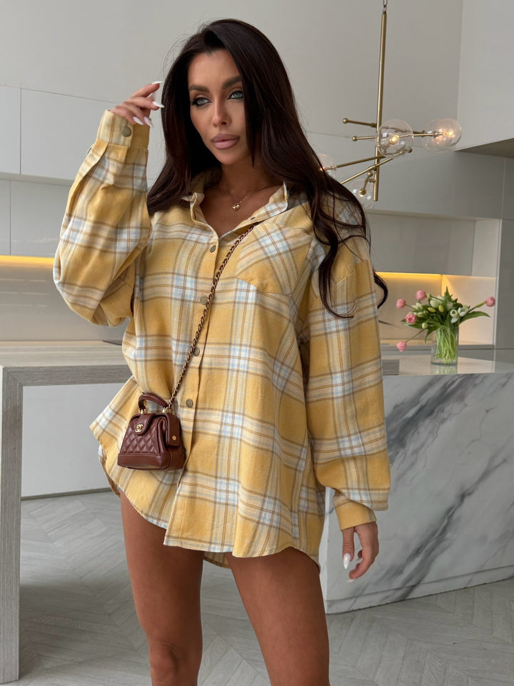 Damen übergroßes Karo-Hemdkleid mit Knopfleiste, Brusttaschen und verlängertem Rückensaum – Maréline