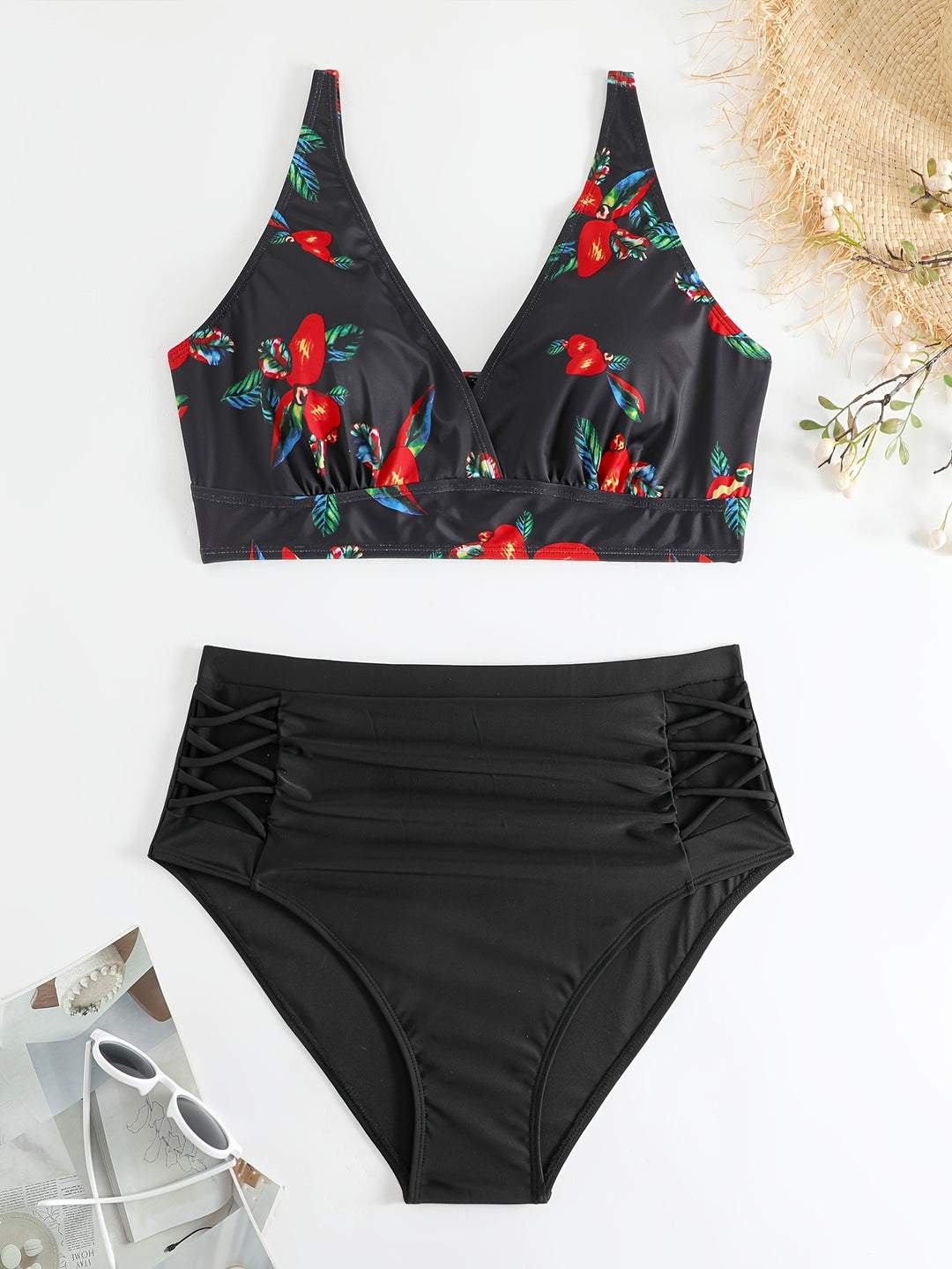 Damen Hochgeschnittener Bikini mit floralen Akzenten und raffinierten Details Echo Archiv