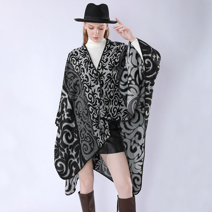 Damen Oversize-Kimono-Poncho im Jacquardstrick mit ornamentalem Muster und V-Ausschnitt Echo Archiv