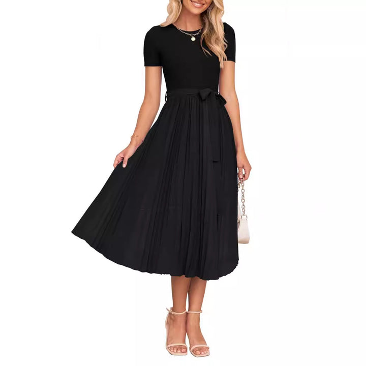 Damen Elegantes Midikleid mit tailliertem Design und schwingendem Rock Echo Archiv