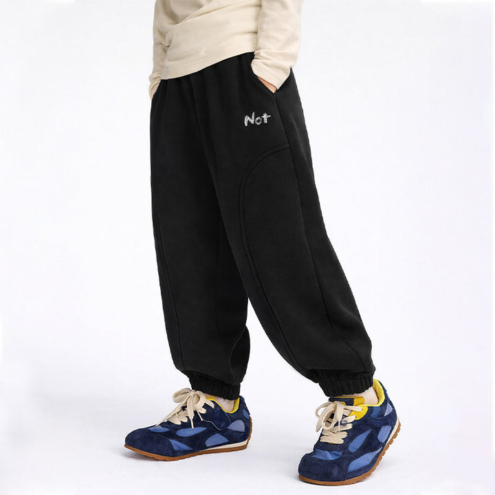 Herren lockere Sweatpants mit einzigartigem Stickmotiv Echo Archiv