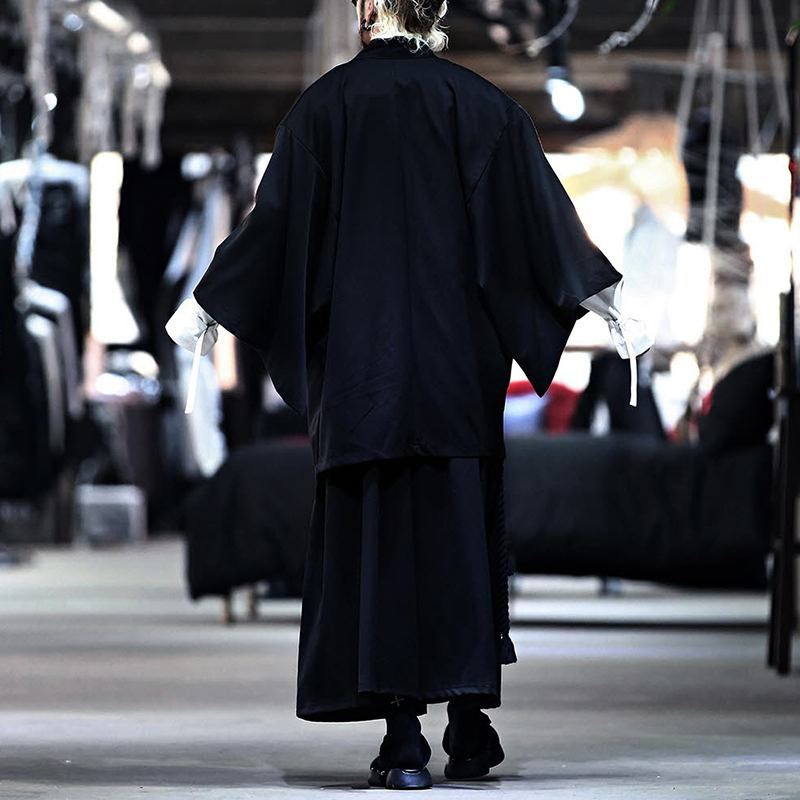 Damen Kimono-Jacke mit modernen Schnitt und praktischen Taschen Echoarchiv