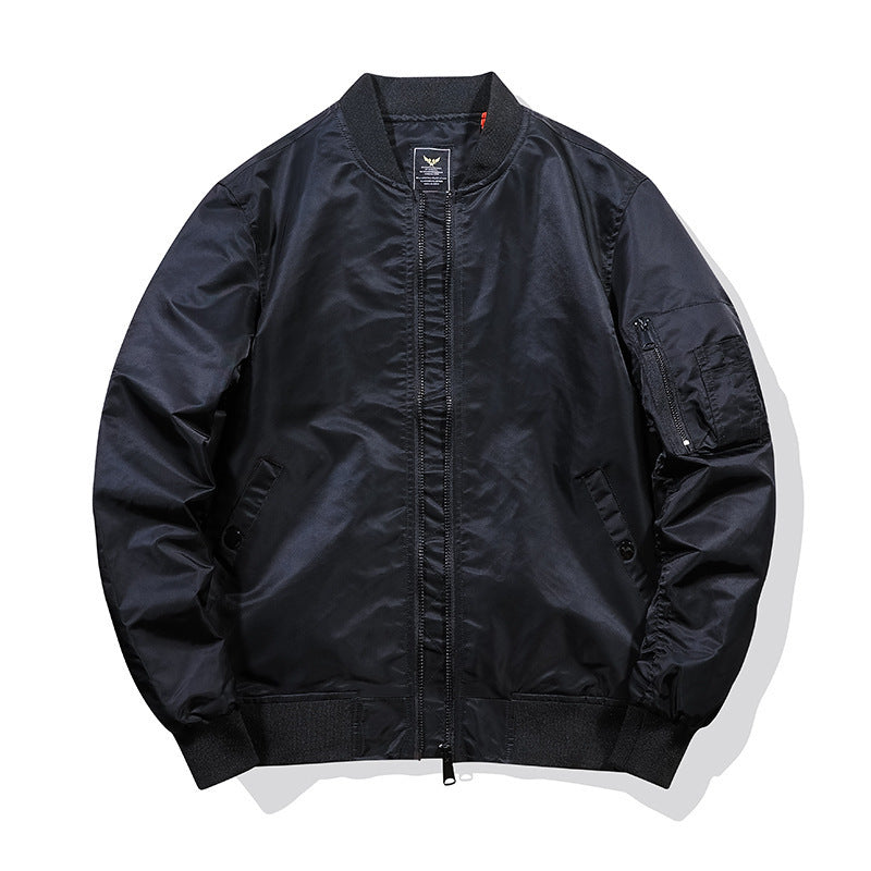 Herren Leichter Nylon‑Bomber mit kontrastierendem Futter und Ärmeltasche Echo Archiv