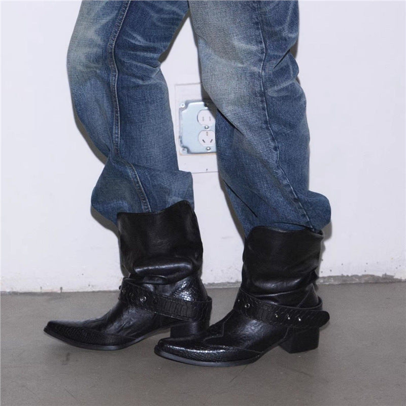 Damen Cowboystiefel mit spitzer Zehenpartie, Schlangenprägung und Nietenriemen Echo Archiv