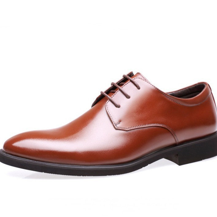 Herren Elegante und glänzende Schnürschuhe Echoarchiv
