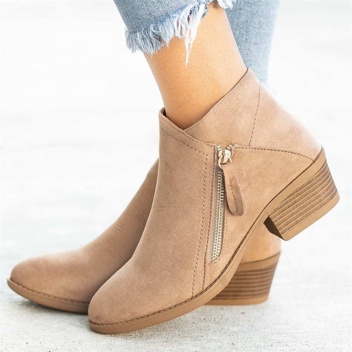 Damen Veloursoptik Ankleboots mit seitlichem Reißverschluss und breitem Blockabsatz Echo Archiv
