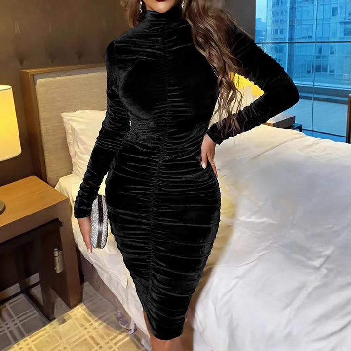 Damen Elegantes figurbetontes Samtkleid Echo Archiv