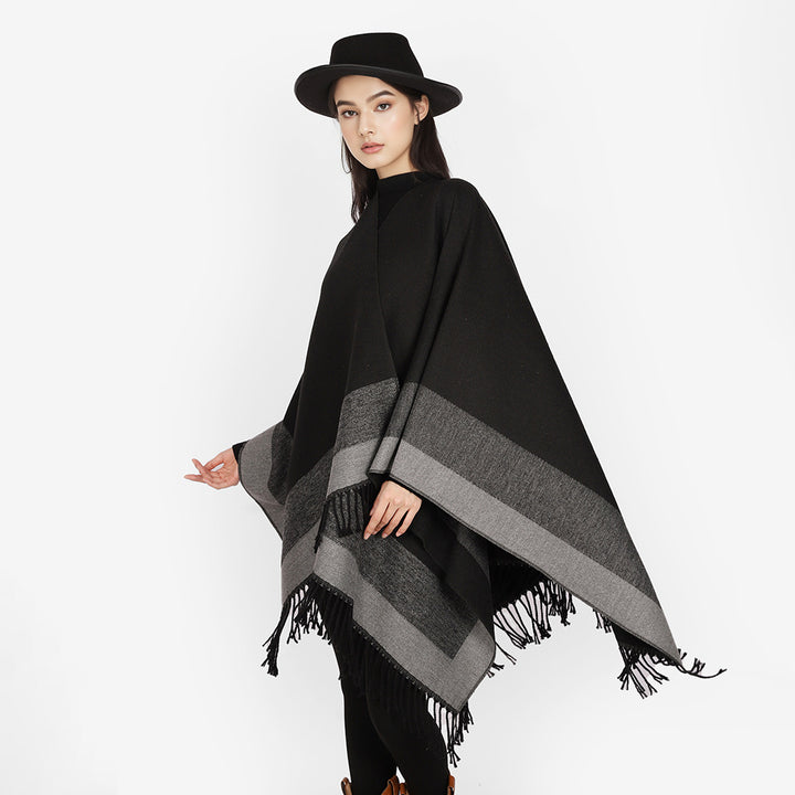 Damen Rechteckiger Wollmix-Poncho-Überwurf mit offener Front und feinem Fransensaum – Avérine