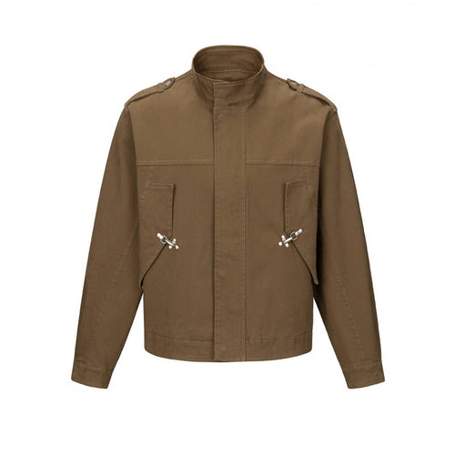 Herren Kurz geschnittene Field‑Jacke aus Baumwoll‑Canvas mit Stehkragen, Schulterklappen und verstellbaren Pattentaschen Echo Archiv