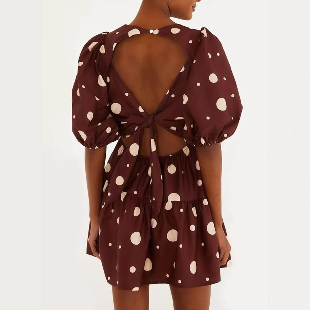 Damen Kurzes Kleid mit tiefem V‑Ausschnitt, voluminösen Puffärmeln und Stufenrock – Avérine