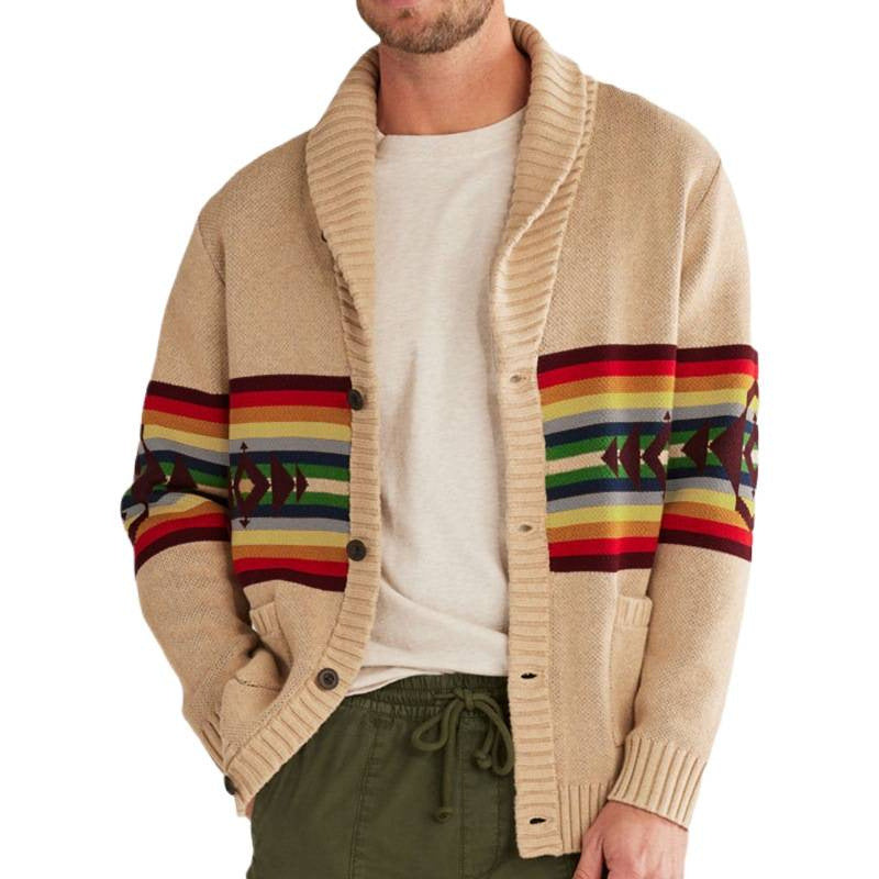 Herren Strickjacke mit bunten Mustern und gemütlichem Schalkragen Echoarchiv
