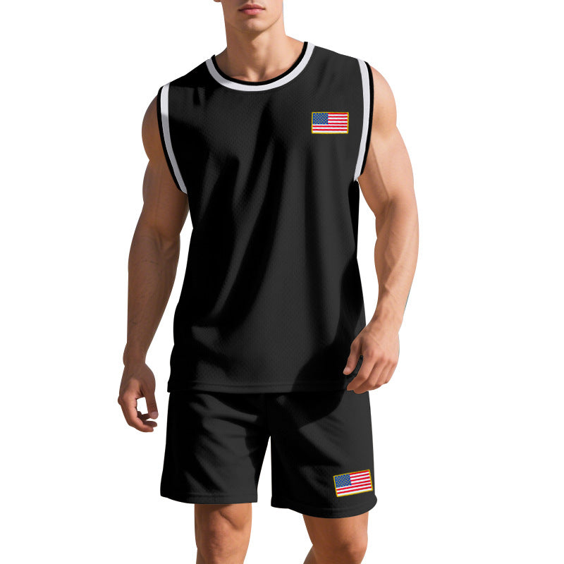 Herren Sportliches Trainingsset mit atmungsaktivem Mesh-Gewebe und modernen Flaggen-Details Echoarchiv