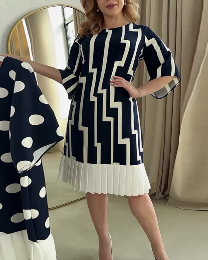 Damen nan grafisches A-Linienkleid mit plissiertem Saum und dreiviertelärmeln Echo Archiv