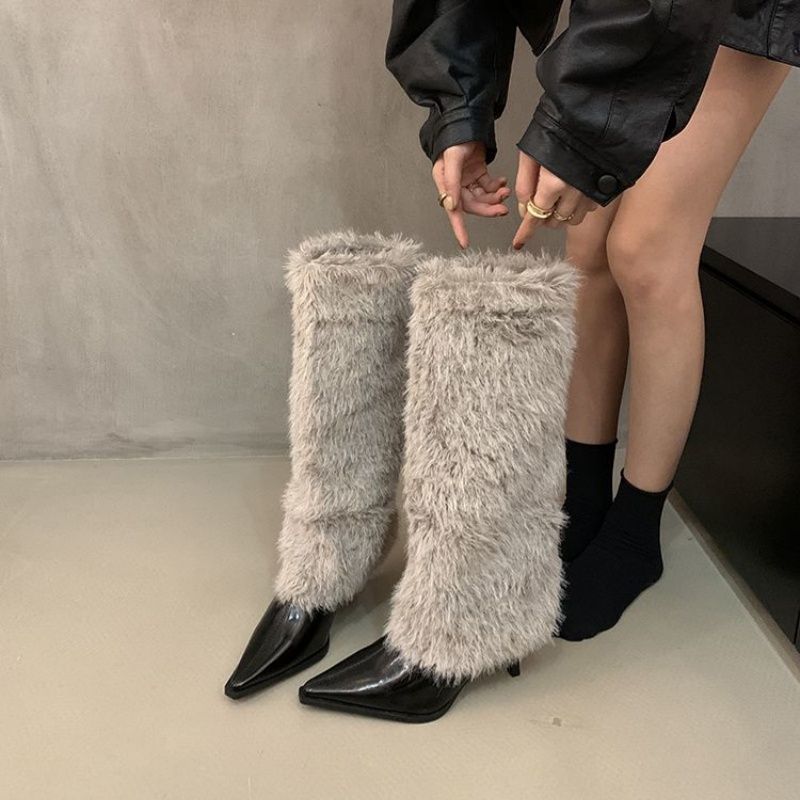 Damen spitz zulaufende Stiefel mit hohem Kunstfell‑Schaft und geformtem Kittenabsatz – Lioré