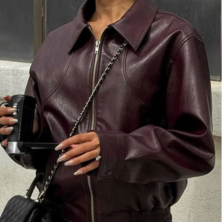 Damen nan klassische Harrington-Kunstlederjacke mit Hemdkragen, durchgehendem Reißverschluss und elastischem Saum Echo Archiv